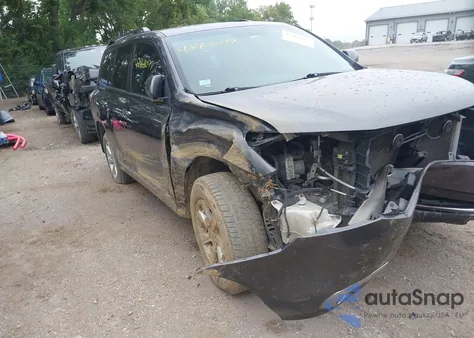 2012 Toyota Highlander Se V6 z USA, uszkodzony, nr VIN 5TDZK3EHXCS058958